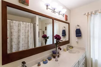 6103 Crystalwood Court, Dallas, TX 75249 - Photo 19