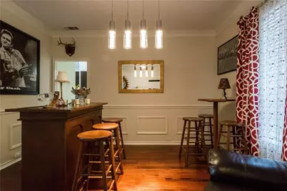 6103 Crystalwood Court, Dallas, TX 75249 - Photo 5