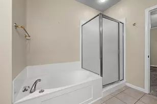 333 Old Mill Creek Dr, Woodway, TX 76712 - Photo 17