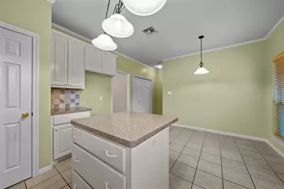 333 Old Mill Creek Drive, Woodway, TX 76712 - Photo 11