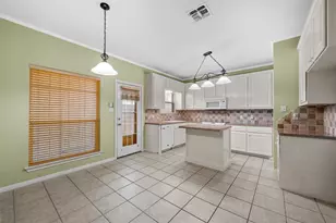 333 Old Mill Creek Dr, Woodway, TX 76712 - Photo 7