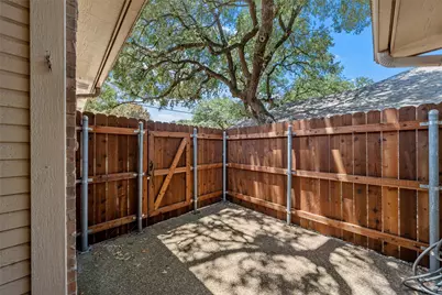 333 Old Mill Creek Drive, Woodway, TX 76712 - Photo 23