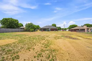 316 Janis Ln, Waxahachie, TX 75165 - Photo 19