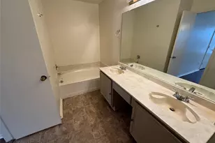 4024 Periwinkle Dr, Fort Worth, TX 76137 - Photo 17
