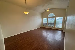 4024 Periwinkle Dr, Fort Worth, TX 76137 - Photo 5