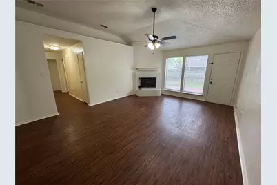 4024 Periwinkle Drive, Fort Worth, TX 76137 - Photo 7
