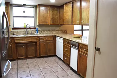930 N Lydia Street, Stephenville, TX 76401 - Photo 9