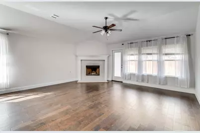 7521 Rothbury Drive, Fort Worth, TX 76179 - Photo 3
