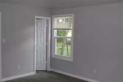 1009 E Cannon Street, Fort Worth, TX 76104 - Photo 11
