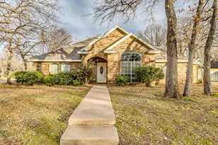 901 Evandale Rd, Burleson, TX 76028 - Photo 1