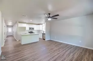 926 Clinton St, Abilene, TX 79603 - Photo 3