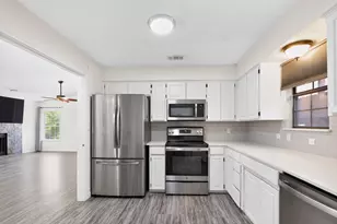 2324 Markland St, Irving, TX 75060 - Photo 3