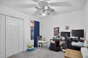 2324 Markland St, Irving, TX 75060 - Photo 15
