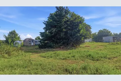 1614 W Line Road, Whitesboro, TX 76273 - Photo 23