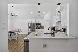 3213 Falcon Dr, Joshua, TX 76058 - Photo 9