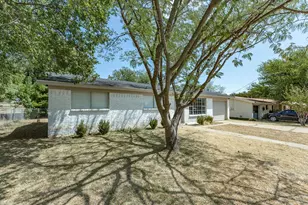 321 E Pine St, Jacksboro, TX 76458 - Photo 25