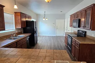 2616 S 2nd St, Waco, TX 76706 - Photo 5