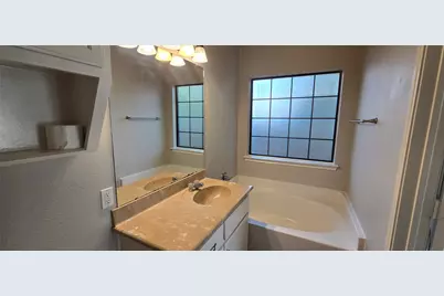2616 S 2nd Street, Waco, TX 76706 - Photo 11