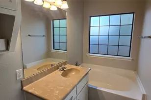 2616 S 2nd St, Waco, TX 76706 - Photo 11