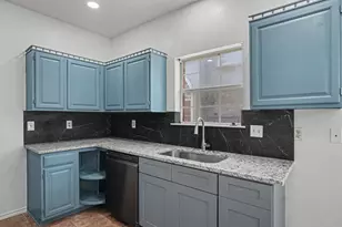 4002 Tropic Ln, Rowlett, TX 75088 - Photo 9
