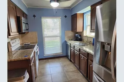 1918 Lewis Trail, Grand Prairie, TX 75052 - Photo 5