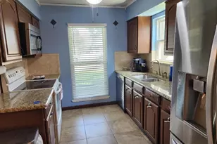 1918 Lewis Trail, Grand Prairie, TX 75052 - Photo 5