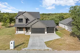 121 Jim Walter Dr, Runaway Bay, TX 76426 - Photo 1