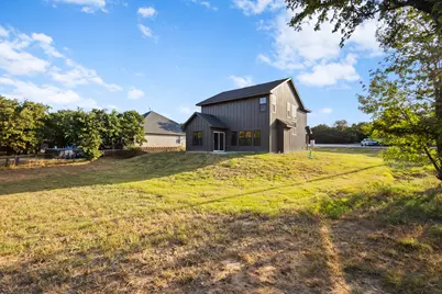 121 Jim Walter Drive, Runaway Bay, TX 76426 - Photo 33