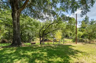 2105 Lakeview Dr, Mabank, TX 75156 - Photo 31