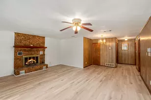 2105 Lakeview Dr, Mabank, TX 75156 - Photo 13
