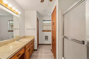 2105 Lakeview Dr, Mabank, TX 75156 - Photo 19