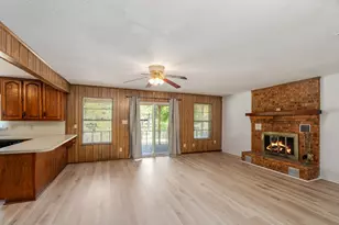 2105 Lakeview Dr, Mabank, TX 75156 - Photo 15