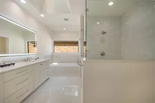6019 Highcourt Pl, Dallas, TX 75254 - Photo 13