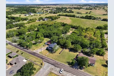 405 E College Street, Gunter, TX 75058 - Photo 1