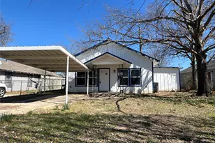 825 Texas St, Graham, TX 76450 - Photo 1