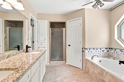 135 Meadow Ridge Drive, Cedar Hill, TX 75104 - Photo 15