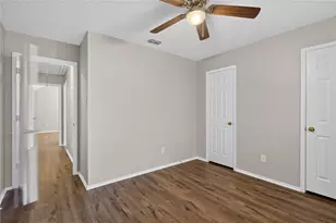 2201 W Brooklake St, Denton, TX 76207 - Photo 15