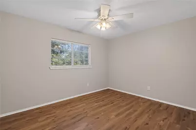 2201 W Brooklake Street, Denton, TX 76207 - Photo 15
