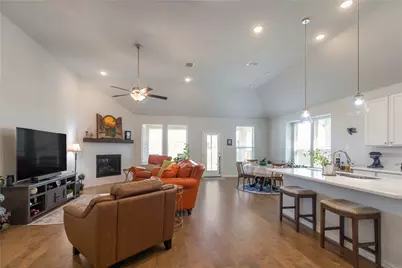10324 Lakemont Drive, Fort Worth, TX 76131 - Photo 17