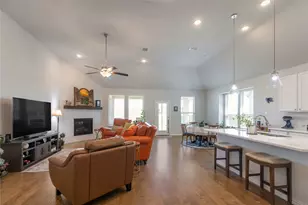 10324 Lakemont Dr, Fort Worth, TX 76131 - Photo 17
