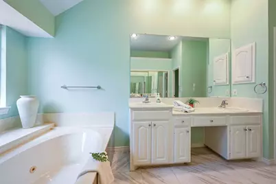 1004 Tennison Drive, Euless, TX 76039 - Photo 15