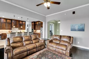 102 Willowbrook Dr, Waxahachie, TX 75165 - Photo 7