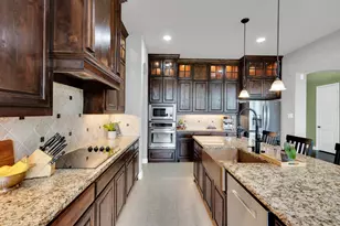 102 Willowbrook Dr, Waxahachie, TX 75165 - Photo 9