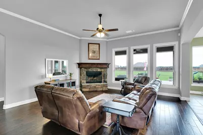 102 Willowbrook Drive, Waxahachie, TX 75165 - Photo 7