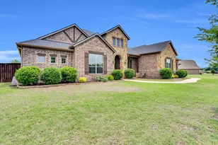 102 Willowbrook Dr, Waxahachie, TX 75165 - Photo 3