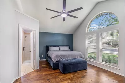 2700 Valleywood Drive, Grapevine, TX 76051 - Photo 11