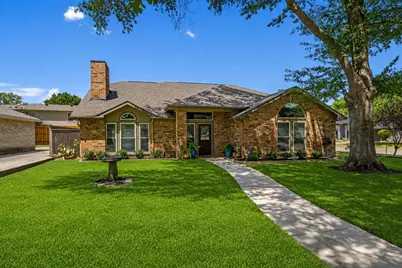 2700 Valleywood Drive, Grapevine, TX 76051 - Photo 27