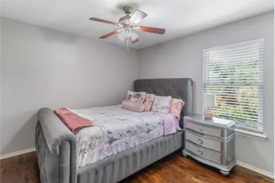 2700 Valleywood Drive, Grapevine, TX 76051 - Photo 19