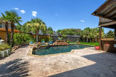 2700 Valleywood Drive, Grapevine, TX 76051 - Photo 23