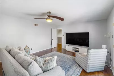 2700 Valleywood Drive, Grapevine, TX 76051 - Photo 15